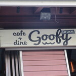 Goofy Cafe & Dine - 看板