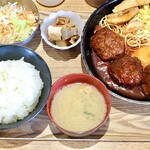 Shokudou Kafe Serina - 煮込みハンバーグ定食大