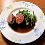 創作フレンチ Noix - 料理写真:甲州ワインビーフのロースト レホールソース