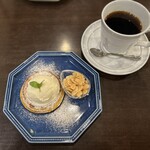 mitumori cafe - 炭酸煎餅 フレンチトースト