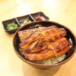 A Creative Cuisine serving a course meal featuring eel from Isshiki, Mikawa