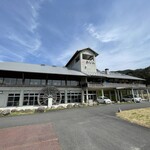 囲炉裏焼きあなみ - １Fで豆腐作りを、２Fでお食事を。