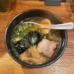 ごっつぉラーメン - ごっつぉラーメン780円(牛骨しょうゆ)