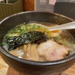 ごっつぉラーメン - テールスープみたい！