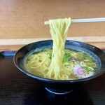 セルフうどん なりや 国分寺店 - 麺はあれじゃな…