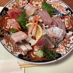 喰しん房松むら - 刺身11種類。