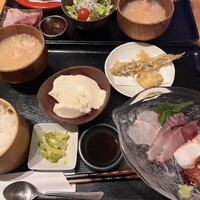 魚感うえさき - お造り御膳