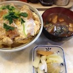 ながら・とんかつ - かつ丼¥650円