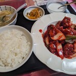 広東飯店　美香園 - 酢豚定食