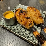 焼鳥 佐田十郎 囲ム - コーヒーミルクみたいのに黄身らしきものが