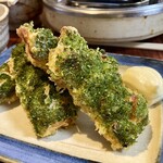 丸千葉 - ちくわ磯辺揚げ。