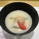 新ばし 星野 - 白味噌仕立ての雑煮