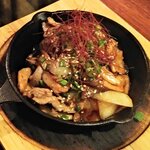 Karune - ラム肉のジンギスカン風炒め