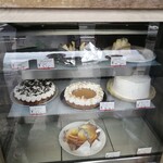 ラフィーユ - 店頭のケーキ