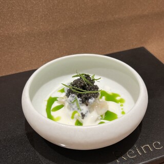 レーヌ デ プレ_1