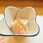 おひげ寿司 - 春子鯛のおぼろ包み