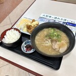 Miyajima Sabisueria Kudari Sunakku Kona - 宮島ラーメンからあげセット