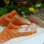 なか栄 - トロサーモンと炙りサワラ