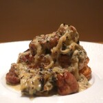 フィエルテ - 仏産 リードヴォー/仏産 黒トリュフ/広島県産 牡蠣アップ