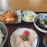 Marusei Shokudou - 日替り朝食