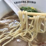 Ebisoba Hiiro - 濃厚魚介豚骨そば〜魅惑のブラックストーム〜　麺