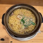 谷口食堂 - こがしニンニク鍋焼きラーメン