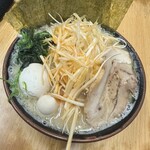 横浜家系ラーメン すずき家 - 