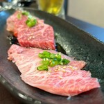 炭火焼肉 にく式 すすきの店 - 