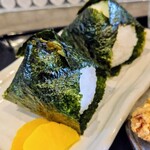 OMUSUBIYAらんか - ■おむすび２種(みそ汁付き)
■唐揚