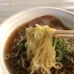 和中ダイニング　ぶきっと - 昔ながらの中華そば　麺