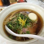 麺堂HOME - しょう油ラーメン、卵トッピング
