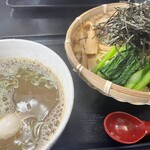 中華そば どんぐり - 料理写真: