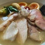 ラーメンバル 紬 - 