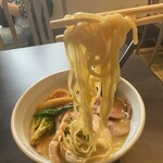 ラーメンバル 紬 - 