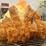 とん汁の店 まるやま食堂 - 極上ロースカツ