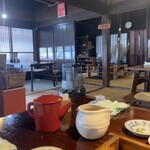 Kotaki Soba Yukariya - 店内から入り口