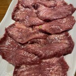 炭火焼肉ホルモンさわいし - 
