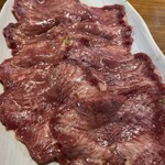 炭火焼肉ホルモンさわいし - 