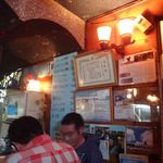 山羊料理さかえ - メニューは亀に書かれてます