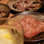 Horumon Yakiniku Tomiya - 