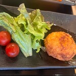 札幌海鮮丼専門店 すしどんぶり - かにクリームコロッケ