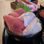 札幌海鮮丼専門店 すしどんぶり - 紅白