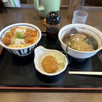 Yamada Udon - R6.4  平日限定日替わりセット・エビフライの玉子とじ丼