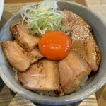 宍道湖しじみ中華蕎麦 琥珀 東京本店 - 