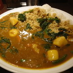 CoCo壱番屋 - 野菜ほうれん草カレー／ごはん８００ｇ