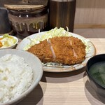 とんかつ繁 - 