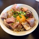 麺屋 祐 - レアチャーシュー丼