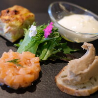 Bistro HiNGE Nakameguro - ランチコース 3080円 の前菜3種盛り