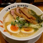 La-men NIKKOU - 鶏白湯(塩)￥900 + スペシャル￥350