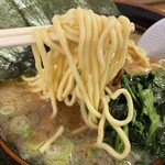 よこはま軒 - 『よこはまとんこつラーメン(醤油)』の麺